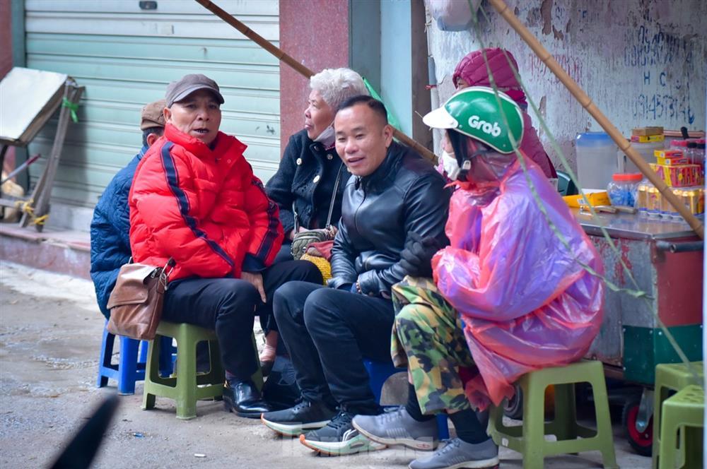 Rét thấu xương, người Hà Nội co ro trên đường-10