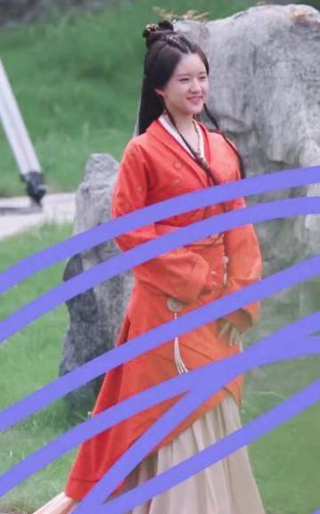 Triệu Lộ Tư xuất hiện nhiều nốt dị ứng trên mặt, lý do từ căn bệnh khiến cân nặng tăng vùn vụt-4