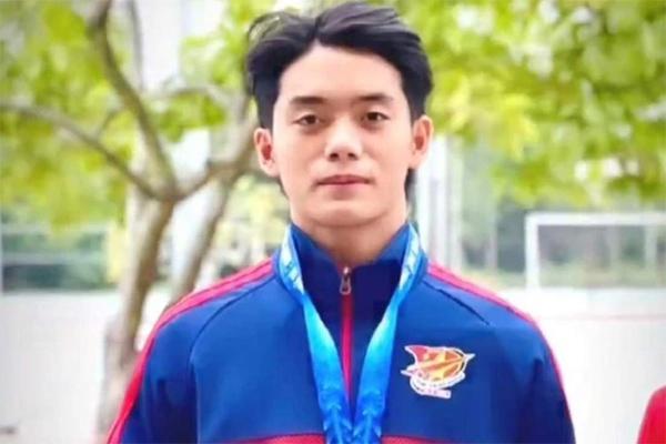 VĐV Thể dục dụng cụ nguy kịch nhận gần 1 tỷ đồng tiền ủng hộ-2