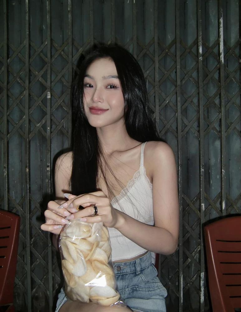 Vẻ nóng bỏng của tiểu tam đe dọa hạnh phúc Quỳnh Kool - B Trần trong Chúng Ta Của 8 Năm Sau-11