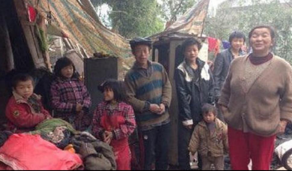 Bi kịch của người đàn ông ép vợ sinh 11 con trong 16 năm-3