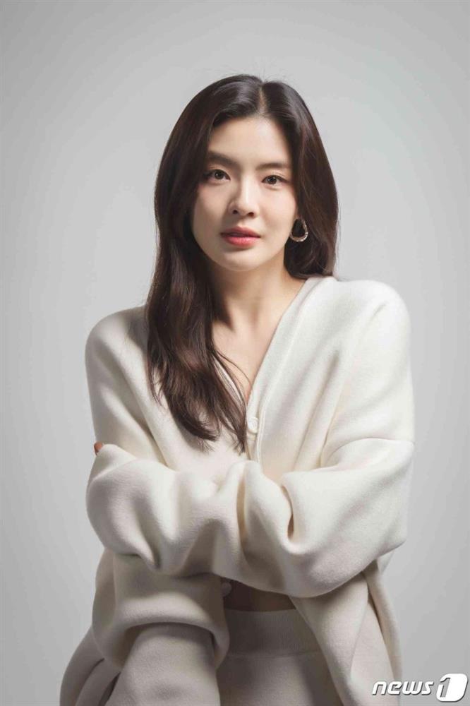 Lee Sun Bin nhắc tin vui với Lee Kwang Soo sau 5 năm hẹn hò-2