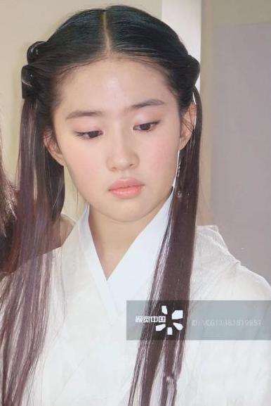 Đỉnh như Thần tiên tỷ tỷ Lưu Diệc Phi cũng có ngày bị dìm hàng nhan sắc tả tơi-4