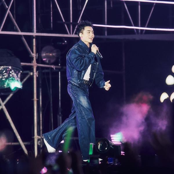 Hiện tượng Mono - em trai Sơn Tùng - trở lại mặt đất-3