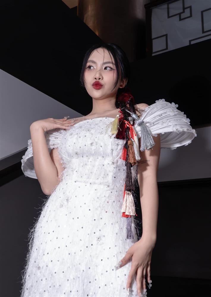 Phương Mỹ Chi vướng ồn ào clip nhạy cảm, ba nuôi Quang Lê lần đầu lên tiếng khẳng định một điều-2