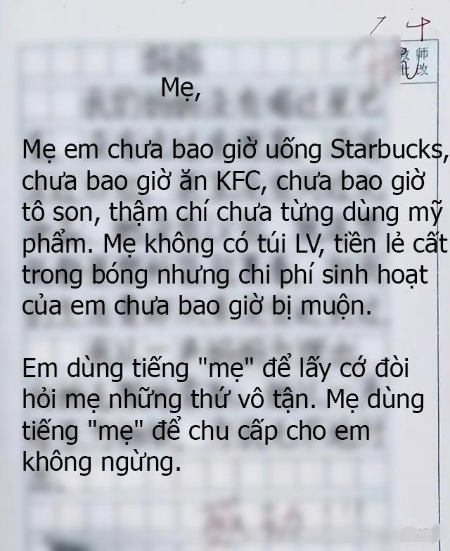 Bài văn tả mẹ gây bão, câu nào cũng nhắc đến hàng hiệu nhưng lại khiến cô giáo rơm rớm xúc động-1