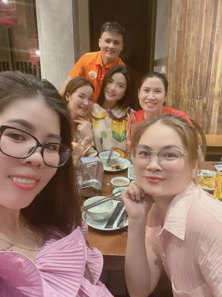 Chu Thanh Huyền: Bạn gái chưa từng đăng ảnh Quang Hải, nay trở thành vợ sắp cưới-11