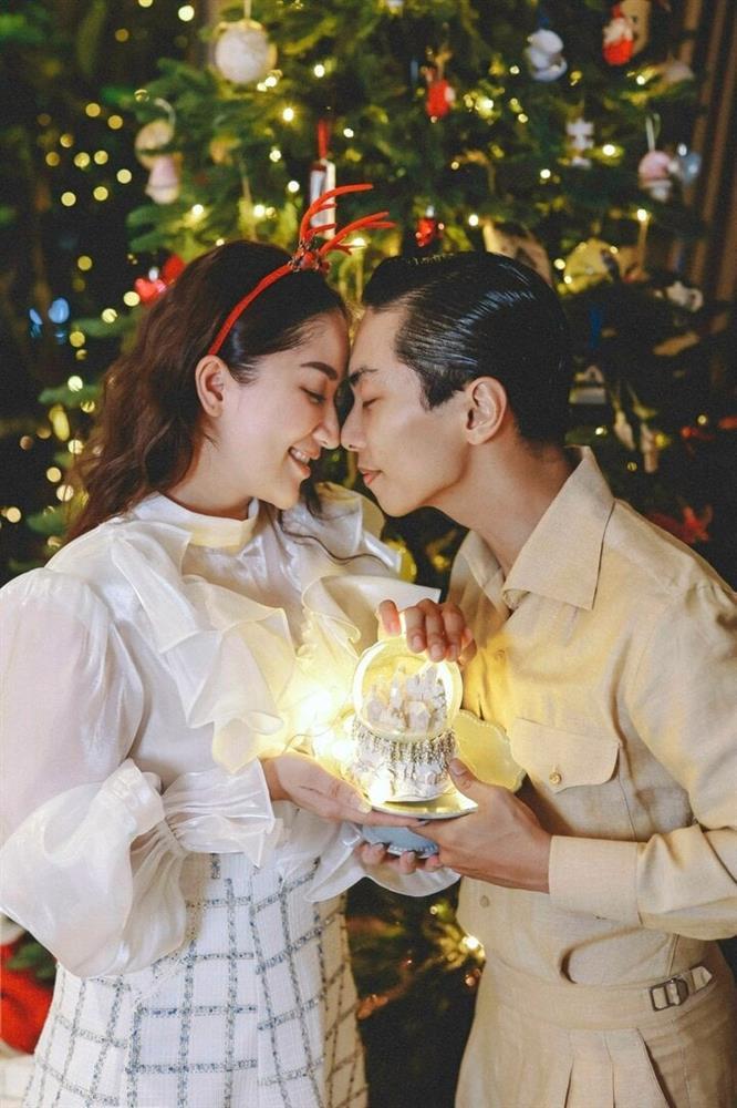 Phan Hiển tiết lộ tâm lý Khánh Thi bất ổn sau khi sinh con thứ 3-9