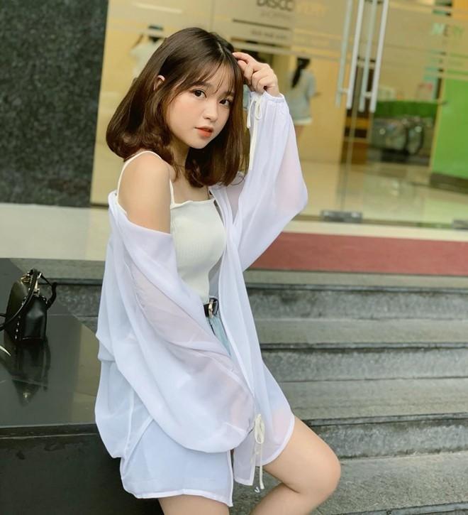Tình trường dày đặc của Quang Hải trước khi cưới hot girl Chu Thanh Huyền-7
