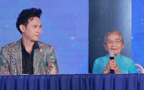 Người mẹ hiền nhất màn ảnh Việt: Tuổi 91 vẫn khỏe mạnh minh mẫn, tự chạy xe máy đi diễn-3