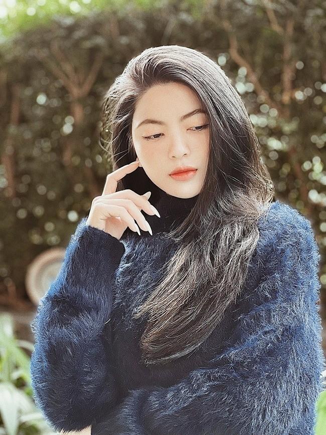 Chỉ cao gần 1,6, Chu Thanh Huyền - vợ sắp cưới của Quang Hải - mặc đồ trông vẫn gợi cảm-5