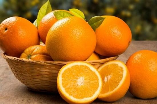 Khi mua cam, nên chọn quả cam đực hay quả cam cái?