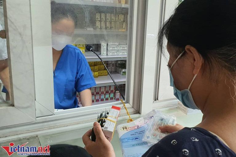 Đi làm xa, cuối năm vào viện, chồng chua xót bảo ‘mất Tết rồi’ khỏi về quê-1