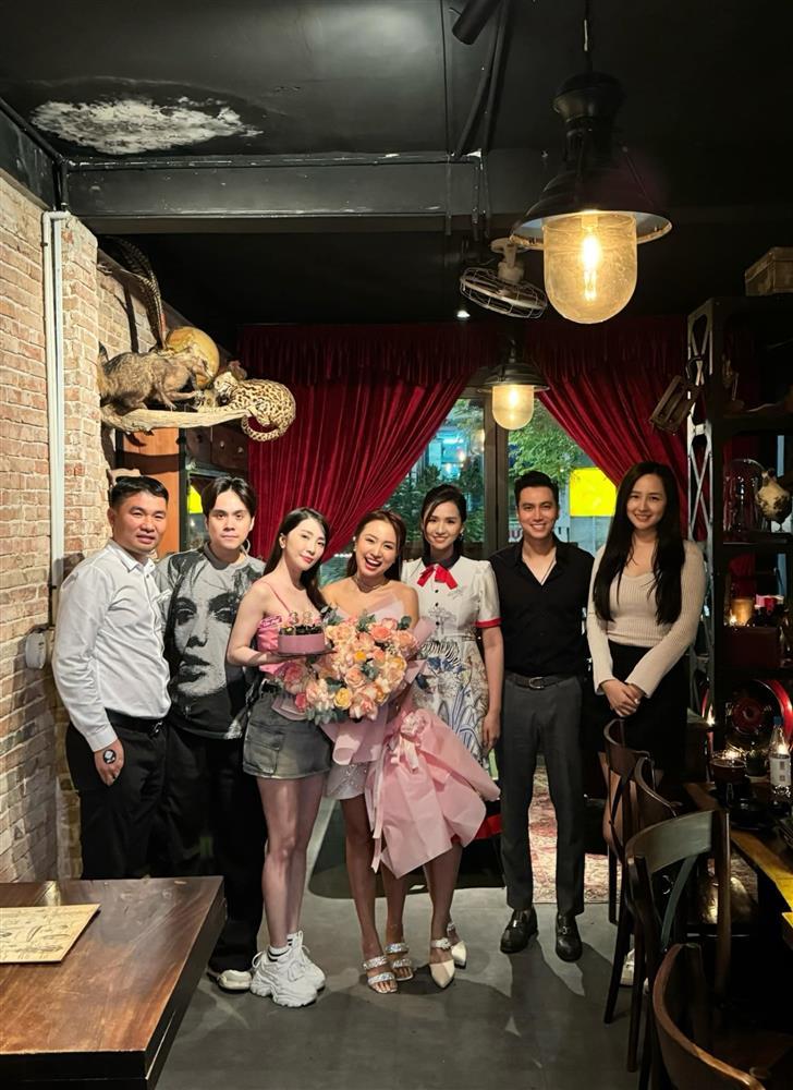 Mai Phương Thúy xuất hiện vóc dáng tròn trịa, chạm mốc 71kg vẫn xinh đẹp rạng ngời-2