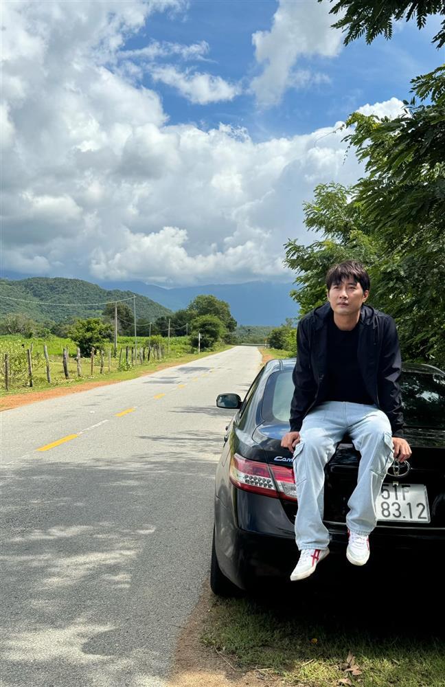 Vẻ lịch lãm của phụ huynh có duyên nợ với Quỳnh Kool trong Chúng Ta Của 8 Năm Sau-8