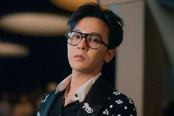 G-Dragon có ý định tái ký với YG nhưng một lý do khiến anh quay xe-4