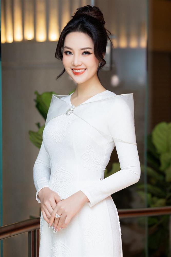 MC Thụy Vân VTV lên tiếng về tin đồn dao kéo-5