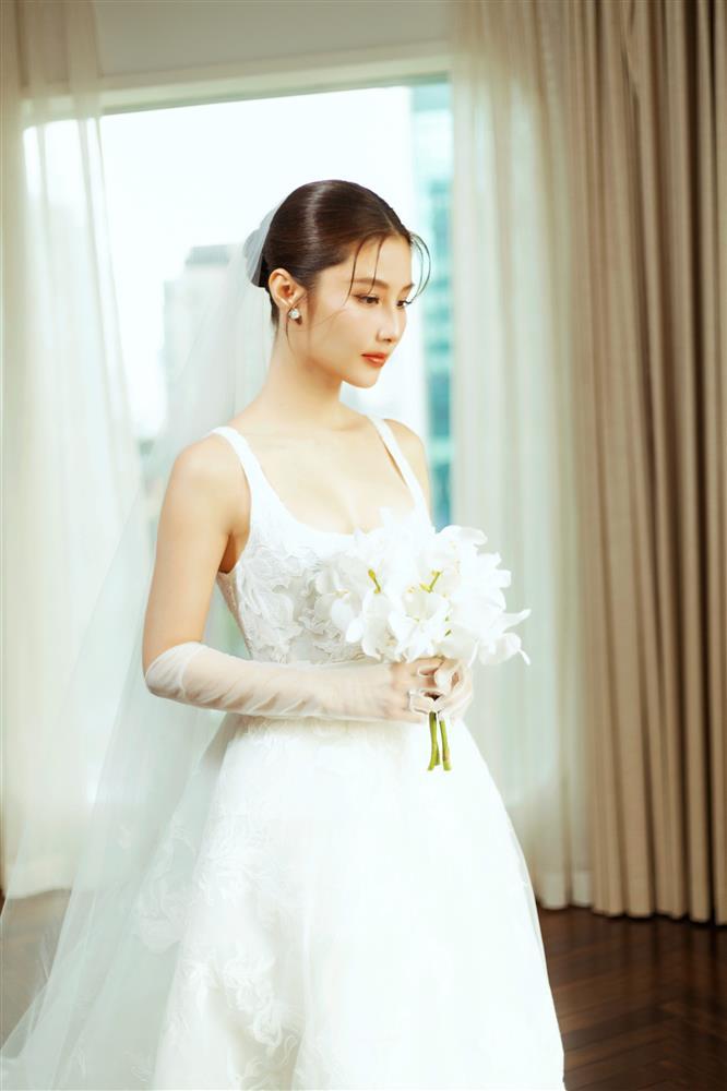 Lễ cưới của Diễm My 9X và chồng doanh nhân-7