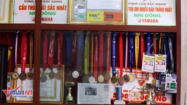 Sau lễ dạm ngõ, nhà Chu Thanh Huyền  - vợ sắp cưới của cầu thủ Quang Hải lọt top tìm kiếm-13