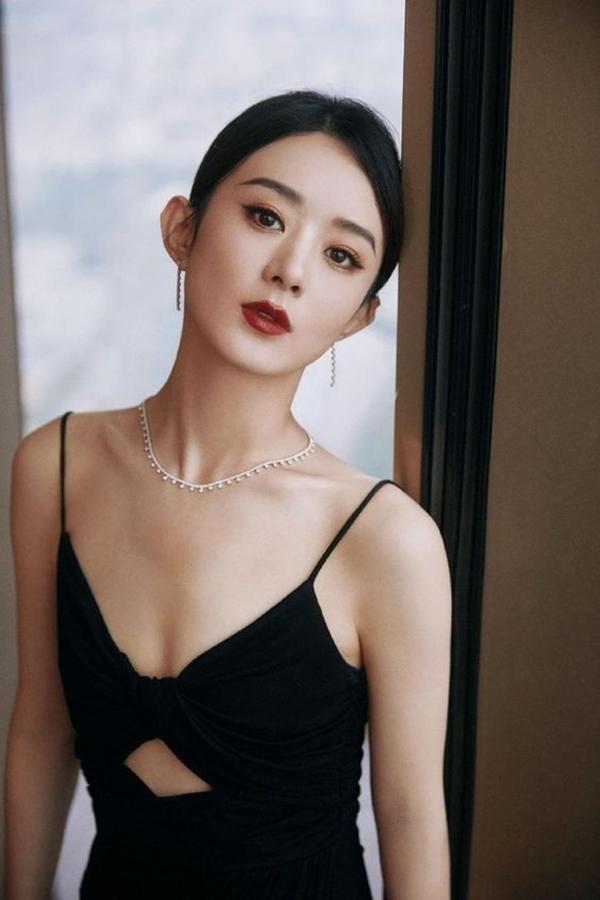 Triệu Lệ Dĩnh bất ngờ được CCTV ca tụng hết lời, khó sao nữ nào đạt được điều này-1