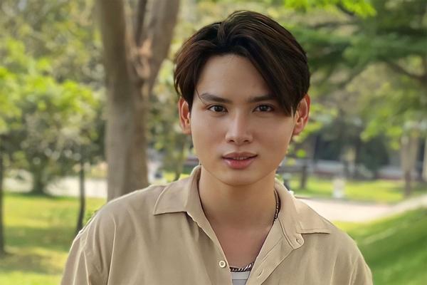 Ngỡ ngàng với ngoại hình ở tuổi U70 của Châu Nhuận Phát khi chạy bộ trong công viên-5