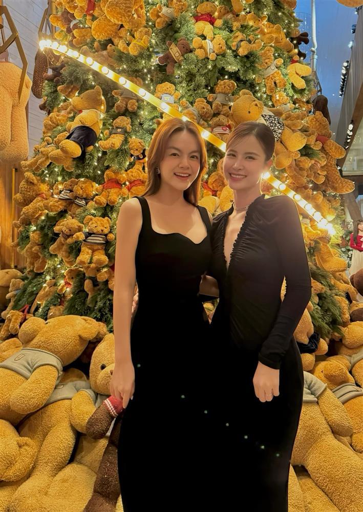 Mai Phương Thúy, Phạm Quỳnh Anh khóc hết nước mắt trong lễ cưới Diễm My 9X-6