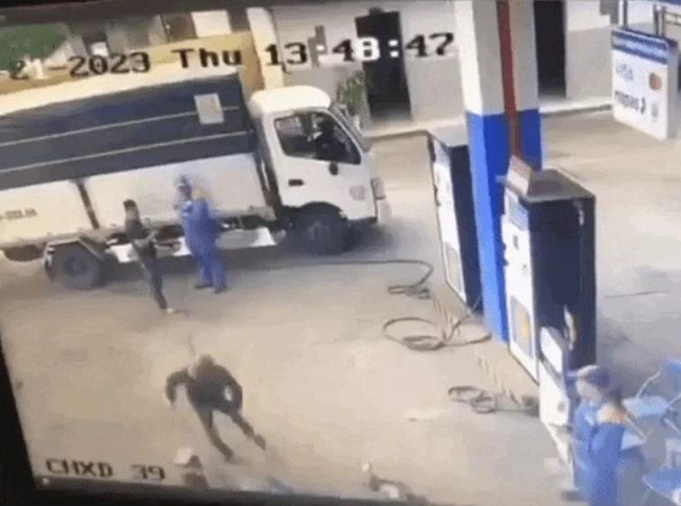 Công an truy đuổi hơn 20km bắt kẻ trộm xe máy-2