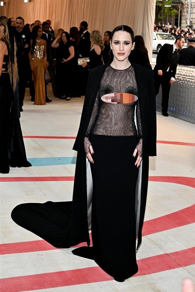 Ngôi sao mặc xuyên thấu đẹp nhất năm 2023-3