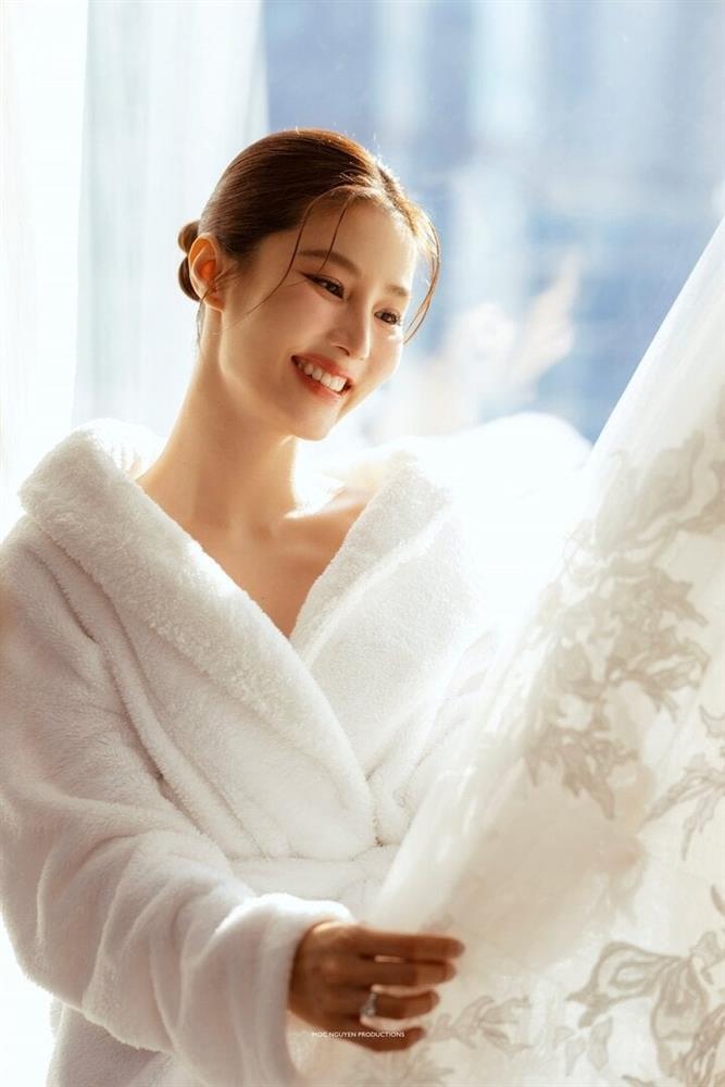 Diễm My 9X đẹp rạng ngời trước khi lên lễ đường thành hôn-1