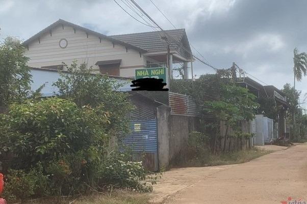 Cảnh sát động viên người đàn ông bỏ ý định nhảy cầu tự tử-2