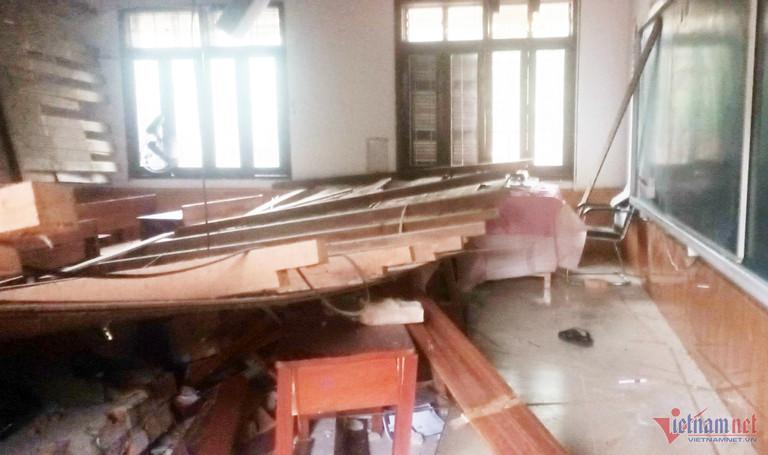 Sau vụ sập trần khiến 10 cô trò bị thương, sức khỏe học sinh hiện ra sao?-1