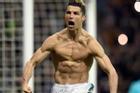 Cơ bắp cực khủng của sao bóng đá: Ronaldo vẫn thua đồng nghiệp vô danh