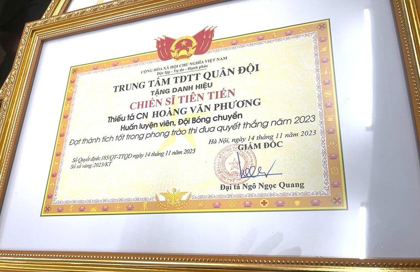 Chuyện tình đẹp của 3 cặp đôi chiến sĩ-5