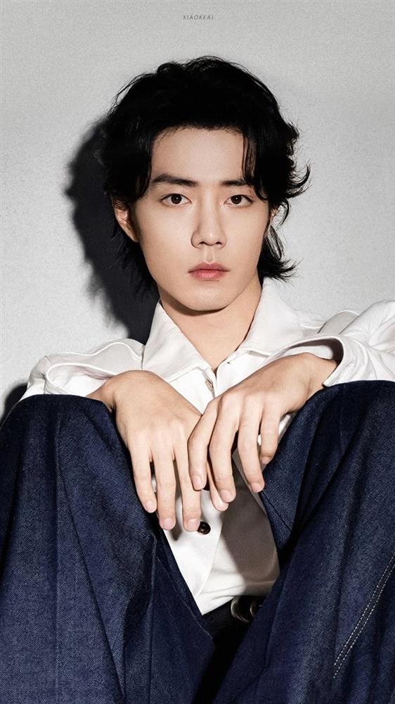 Nam thần Tiêu Chiến bất ngờ bị gọi là thần tình yêu, nghe qua lý do ai cũng phải ngã ngửa-1