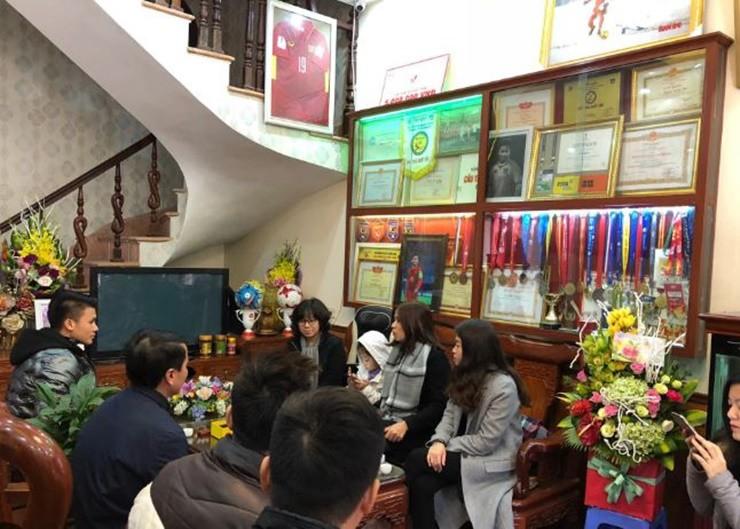 Trước khi có thông tin về việc kết hôn, cầu thủ Quang Hải giàu có cỡ nào ở tuổi 26?-2