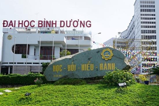 Một học sinh tử vong, nghi rơi từ tầng cao trường ĐH ở Bình Dương