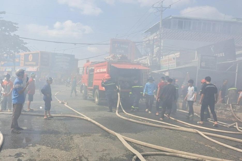 Giam lỏng, hiếp dâm người tình cũ vì bị khước từ tình cảm-2