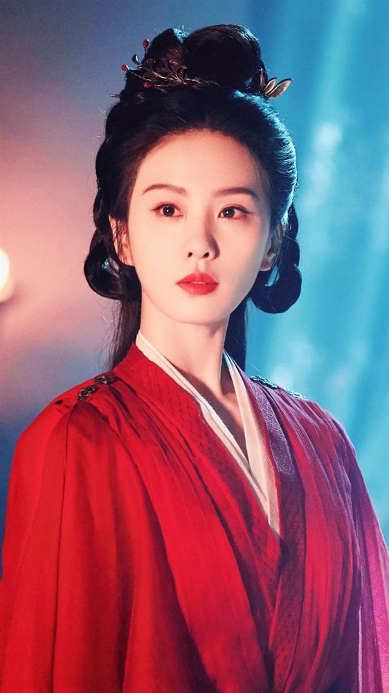 Lưu Thi Thi khoe nhan sắc rực rỡ trong bộ ảnh mới, nàng thơ là đây chứ đâu!-3