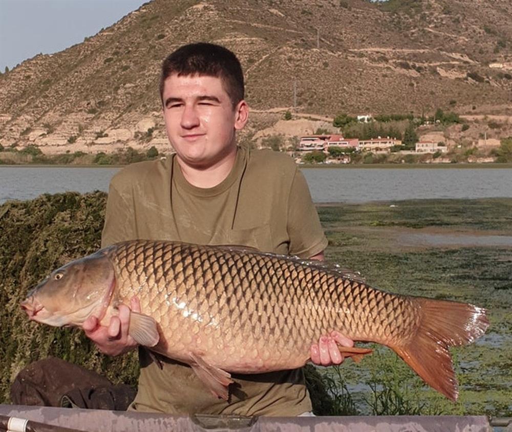 Hacker tuổi teen bị kết án phải ở trong bệnh viện tâm thần suốt đời-1