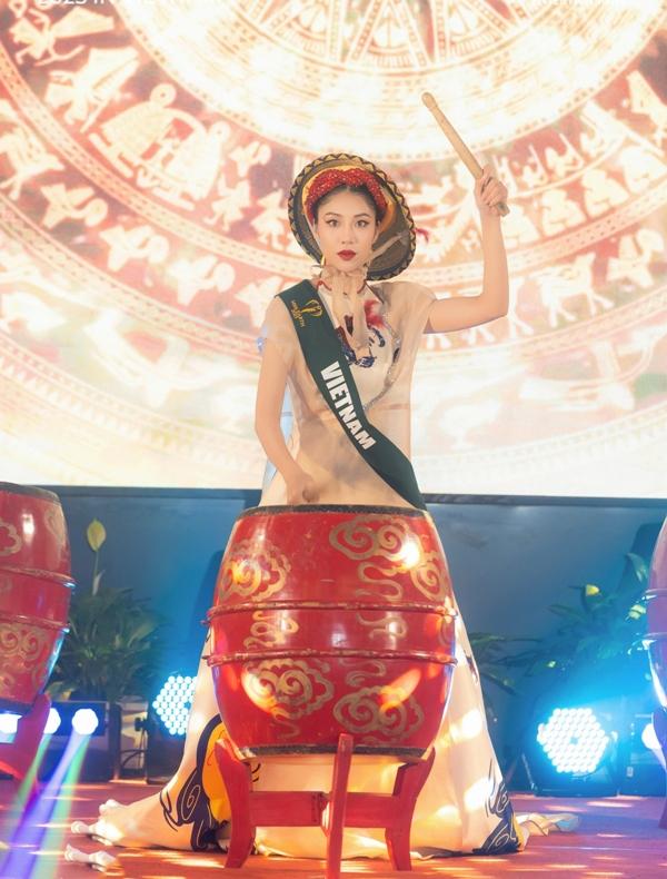 Vì sao Đỗ Thị Lan Anh vào được Top 4 và trở thành Hoa hậu Nước?-8