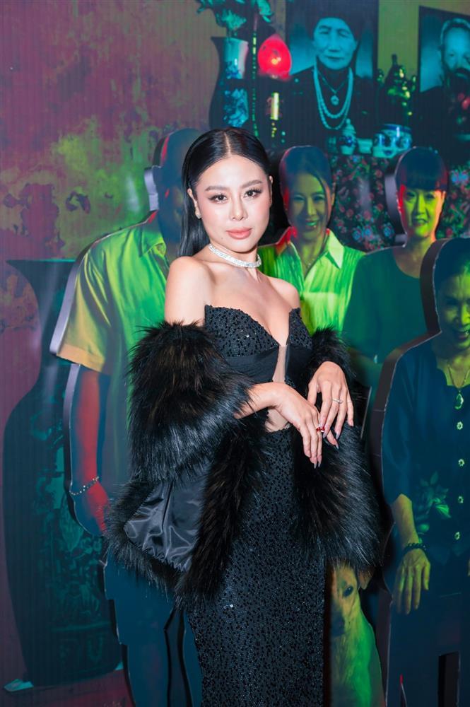 Vân Dung và con trai dự ra mắt phim điện ảnh đầu tay trong cái lạnh tê tái-8