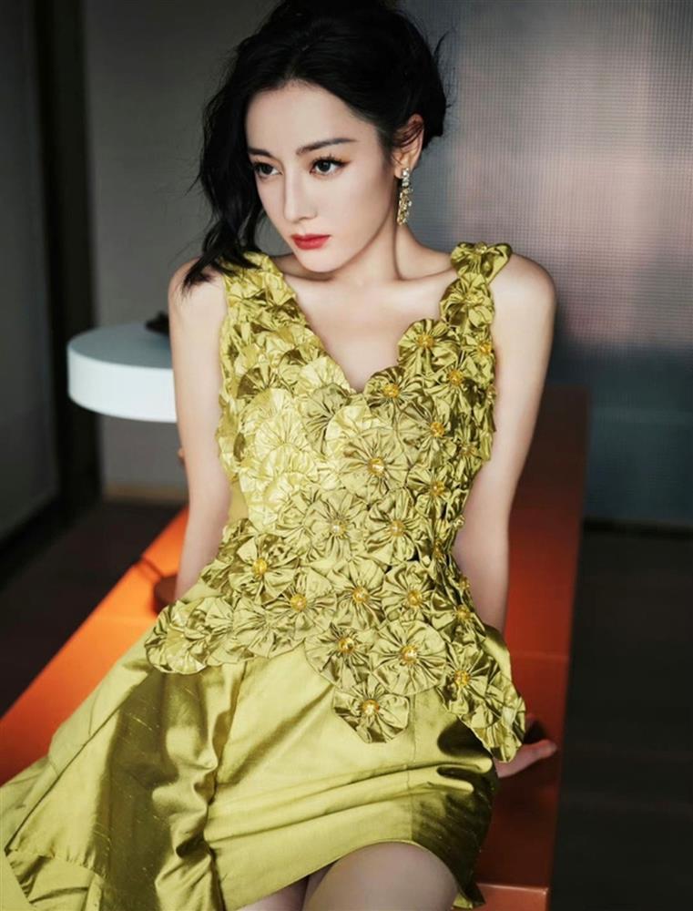 Địch Lệ Nhiệt Ba đã qua giai đoạn thăng hoa của sự nghiệp?-2