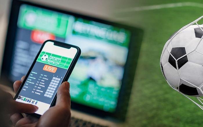 Con trai ham mê cờ bạc vay gần 1 tỷ, bố mẹ già phải bán nhà trả nợ-1