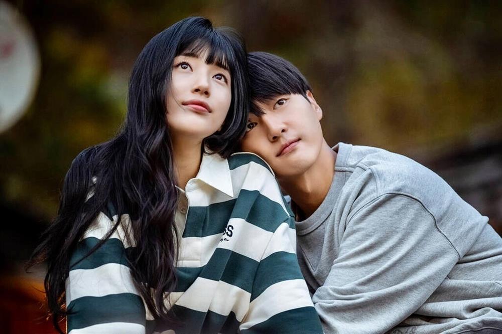 Cặp tình nhân đẹp nhất màn ảnh Hàn năm 2023-4