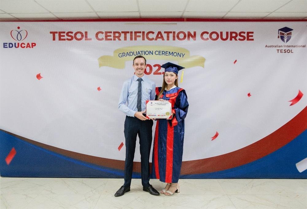 Thủ khoa chuyên Anh từng sợ môn này tới mức thấy đề tiếng Anh là nôn khan-2