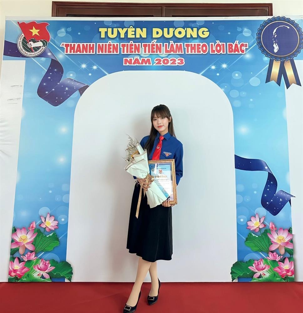 Thủ khoa chuyên Anh từng sợ môn này tới mức thấy đề tiếng Anh là nôn khan-3