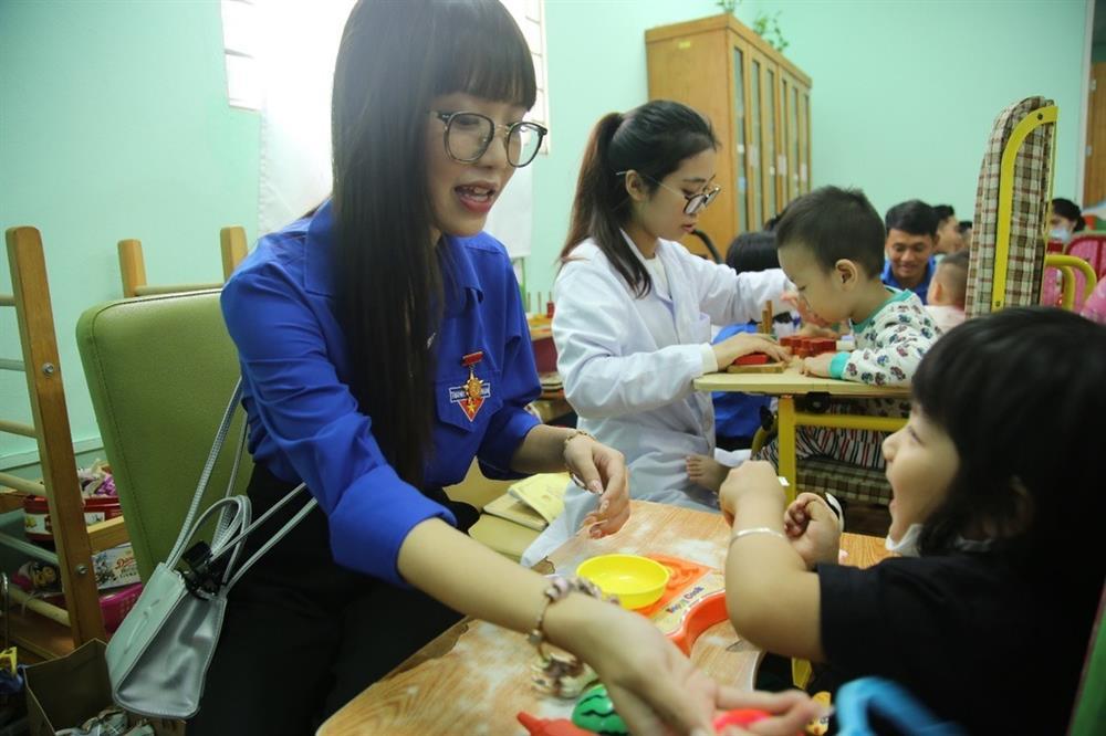 Thủ khoa chuyên Anh từng sợ môn này tới mức thấy đề tiếng Anh là nôn khan-4