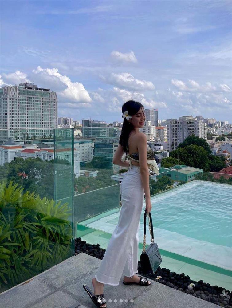 Gái xinh mặc đồ tập chụp ảnh cùng Chi Pu: Em gái đại thiếu gia, túi hiệu mua theo lố-5