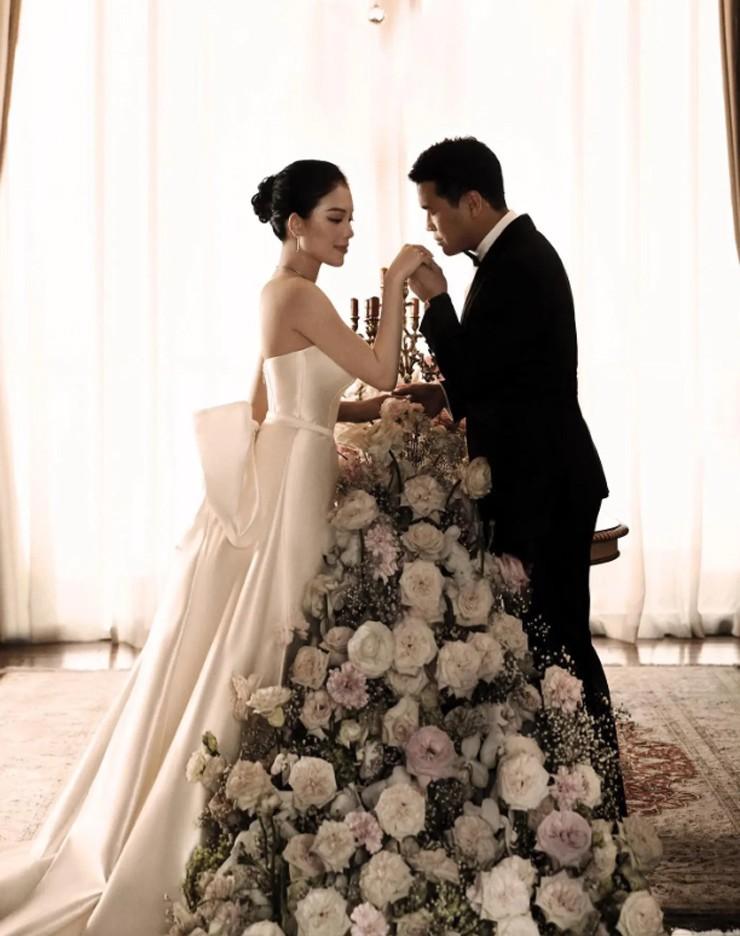 Chốn đi về của mỹ nhân Việt lấy chồng 2023: Biệt thự mới toanh của Phương Oanh gây chú ý-12