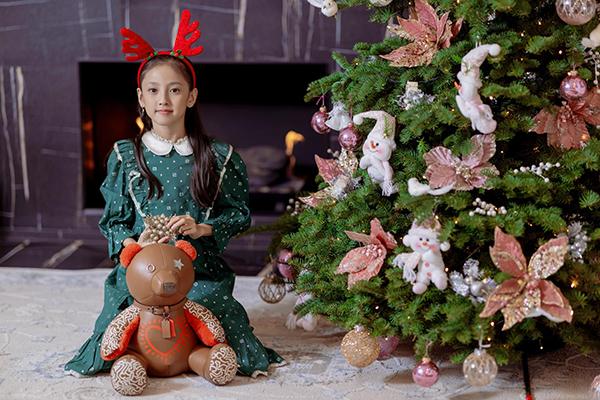 Con gái Hoa hậu Hà Kiều Anh xinh đẹp ra sao mà được gọi là mỹ nhân Vbiz tương lai?-2